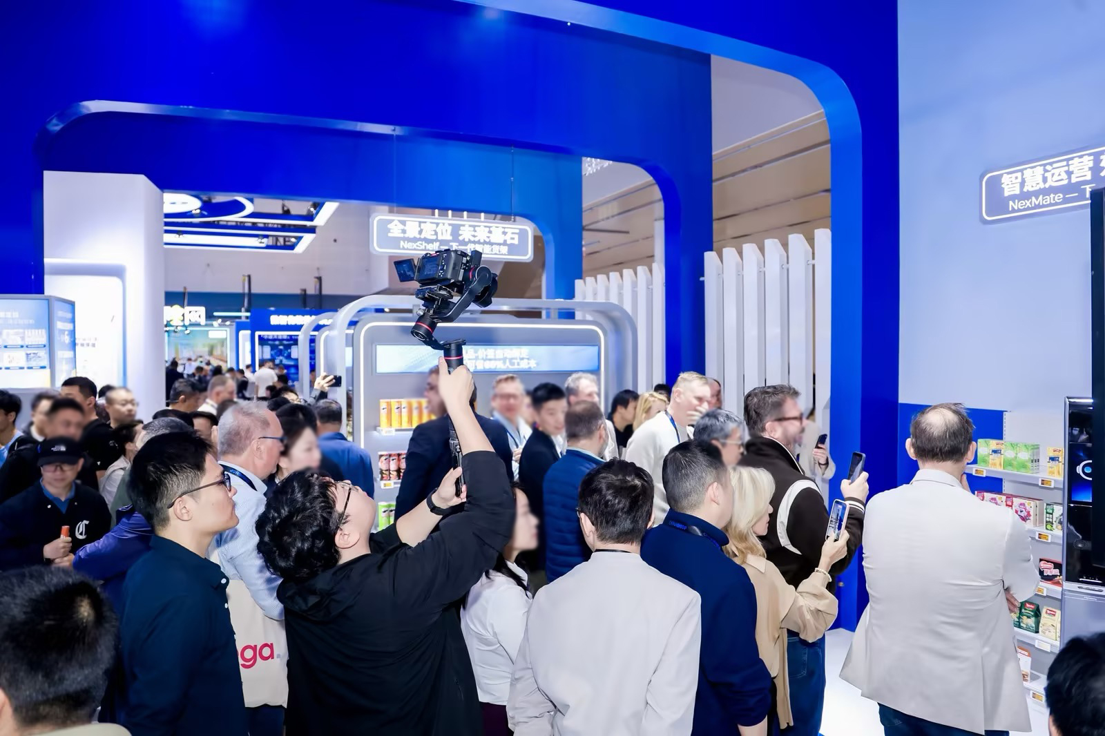 【精彩放送】汉朔科技携“数字孪生门店”全场景解决方案亮相CHINASHOP 2026